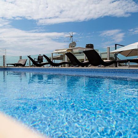 Zen Hotel Versilia مارينا دي بييتراسانْت المظهر الخارجي الصورة
