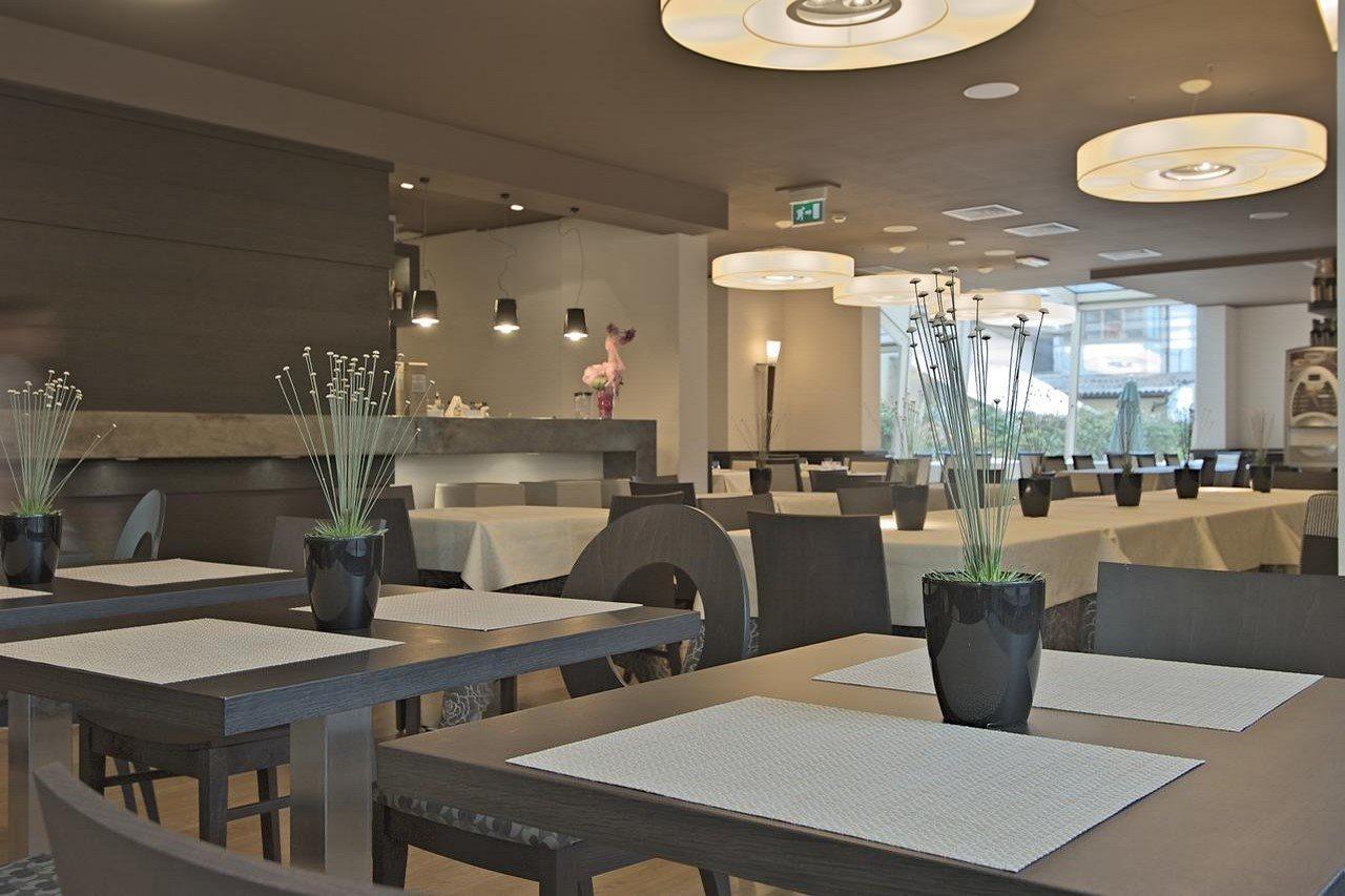 Zen Hotel Versilia مارينا دي بييتراسانْت المظهر الخارجي الصورة