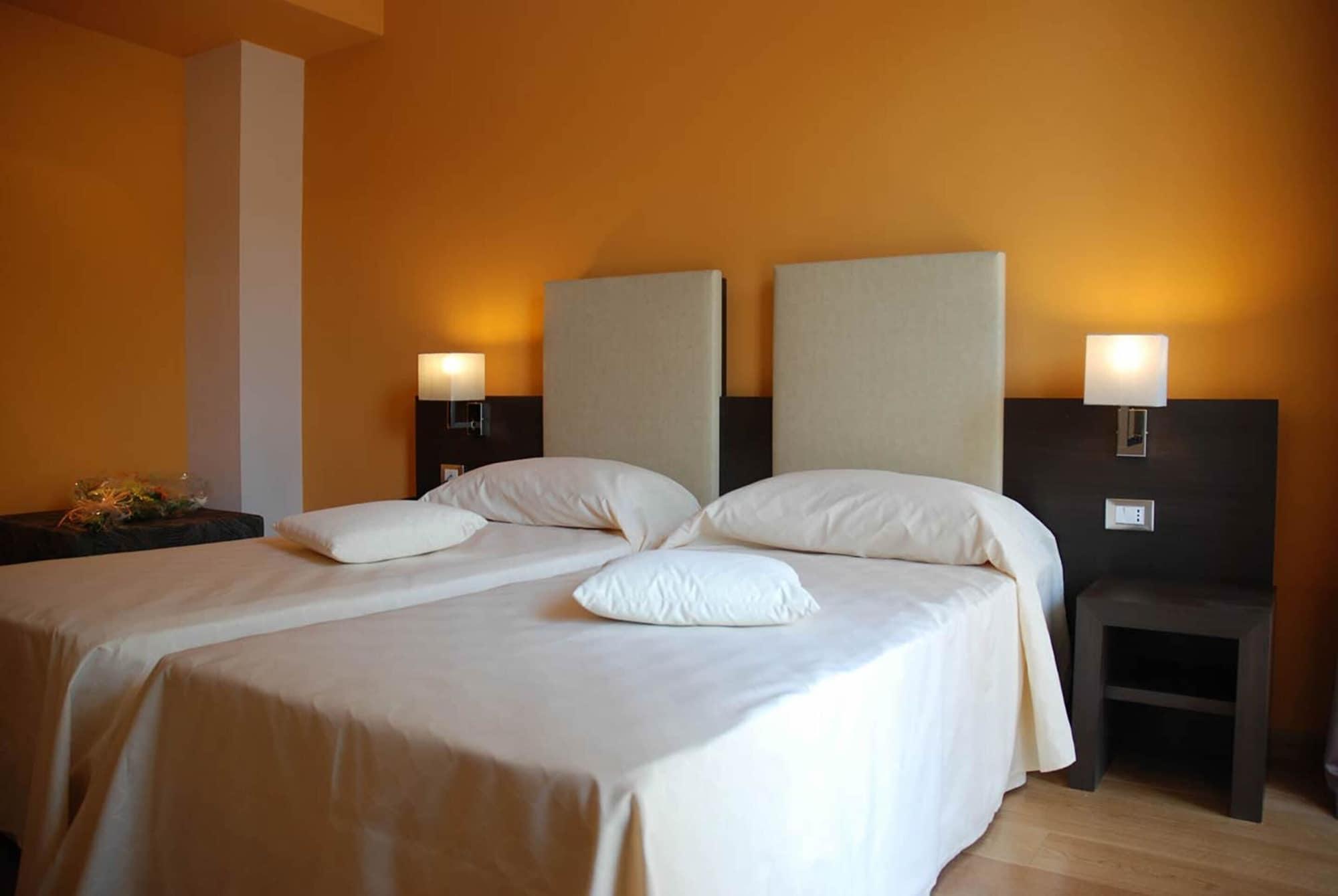 Zen Hotel Versilia مارينا دي بييتراسانْت المظهر الخارجي الصورة