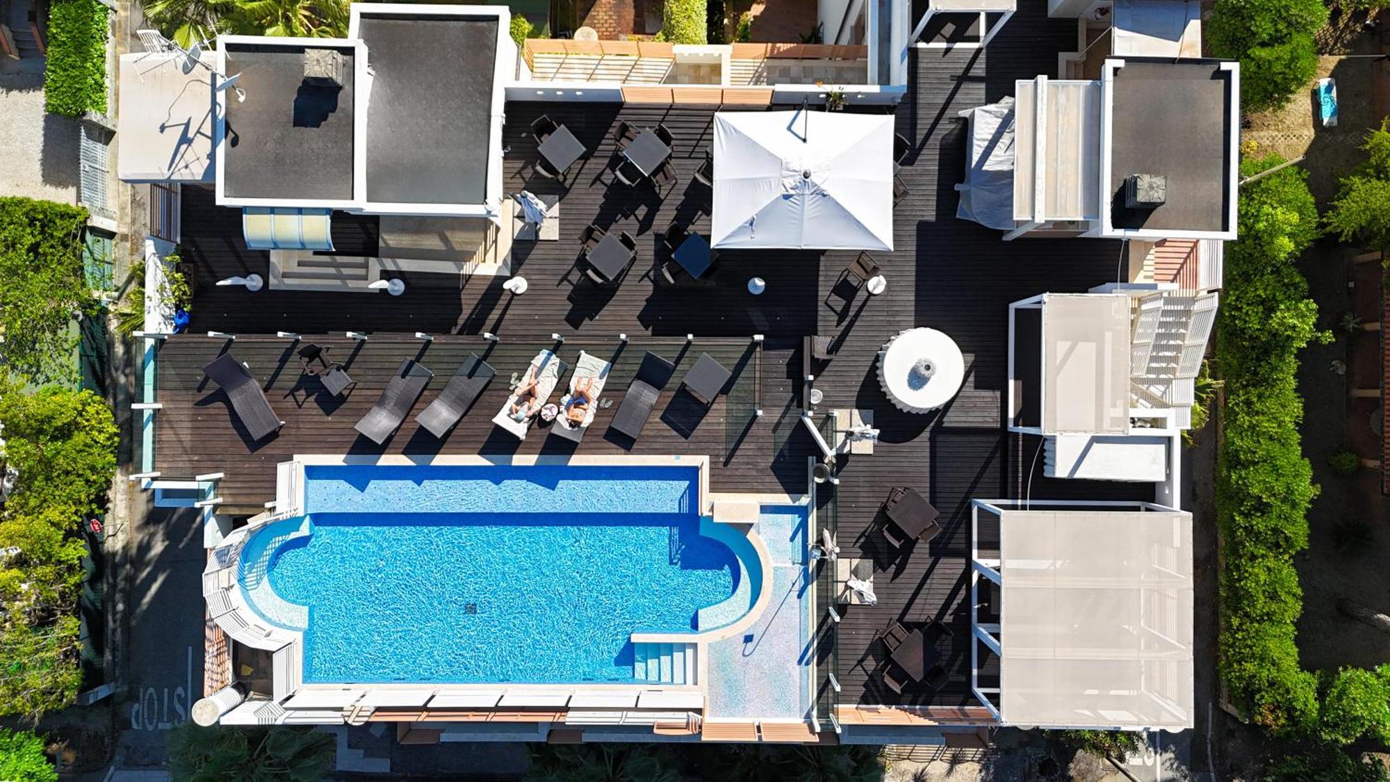 Zen Hotel Versilia مارينا دي بييتراسانْت المظهر الخارجي الصورة
